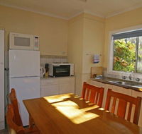 Alpine Park Riverside Cottages - Darwin Tourism