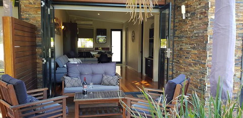 Anchorage Apartments - Darwin Tourism 1