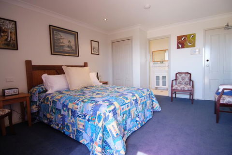 Anchors Aweigh - Darwin Tourism 1