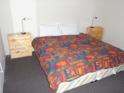 Andorra 1 - Darwin Tourism 3