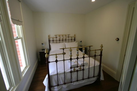 Annies Garden Cottage - Darwin Tourism 2