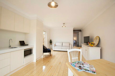 Apartment 35 - Darwin Tourism 2