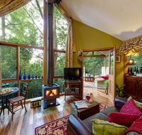 Arcadia Cottages - Darwin Tourism