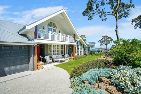Luxury & Plush Lifestyle 5 Bedroom House In Mt Eliza - Darwin Tourism 0