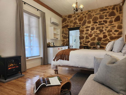 Marananga Cottages - Darwin Tourism 1
