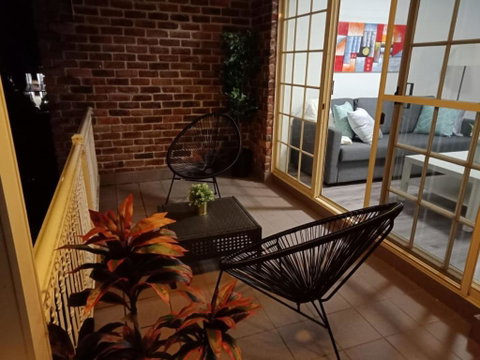 Modern 2BR Apartment With Parking - Darwin Tourism 3