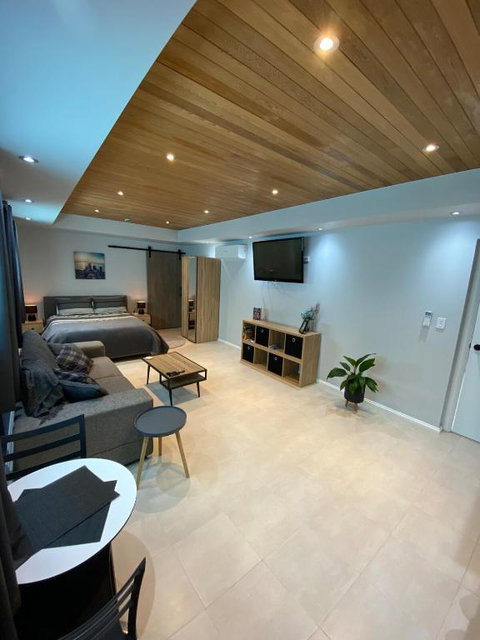 Mindarie Beachside Studio - Darwin Tourism 0