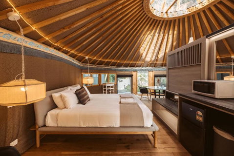 Mongolian Crafted Yurt With Private Spa And Spectacular Views - Darwin Tourism 2