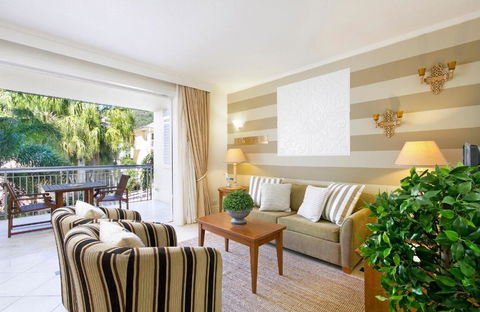 Nautical Romance, In The Heart Of Noosa - Darwin Tourism 1