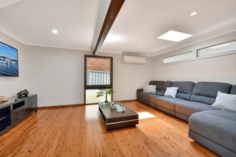NEW PropertyBreezy Bayside Haven At Brightwaters - Darwin Tourism 2