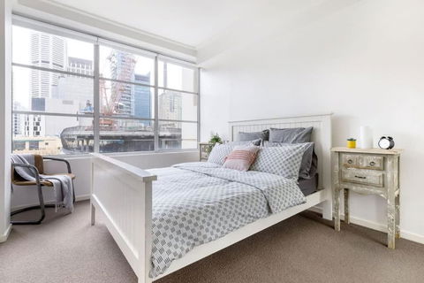 NEW! A Comfy & Stylish Apt Next To Darling Harbour - Darwin Tourism 0