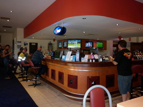 New Whyalla Hotel - Darwin Tourism 3