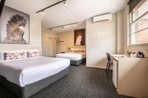 Nightcap At The Charles Hotel - Darwin Tourism 1