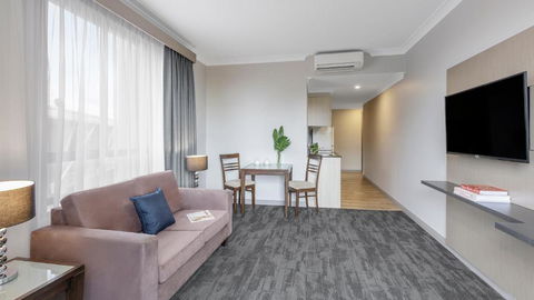Oaks Sydney North Ryde Suites - Darwin Tourism 2