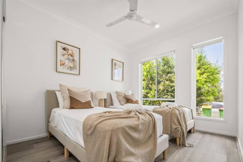 Oasis Retreat In Coomera - Darwin Tourism 3