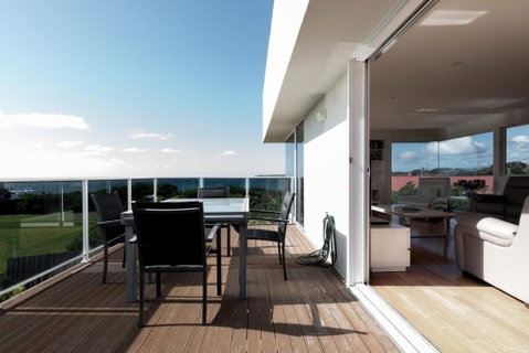 On The Beach & Golf Course Minutes From MTB Trails - Darwin Tourism 1