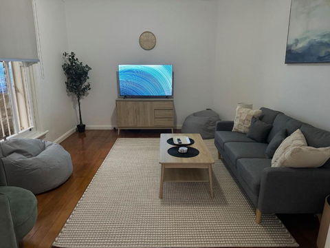 One Bed Apartment - Coogee Beach - Darwin Tourism 1