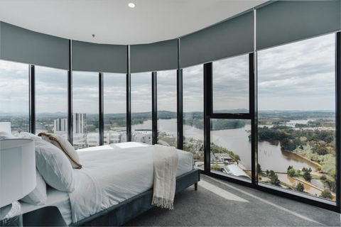 Panoramic Lake View 2-Bed With Pool, Gym And BBQ - Darwin Tourism 0