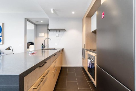 Paradise In Popular Pier Complex Apt - Kingston - Darwin Tourism 2