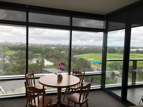 Parkview Modern Apartment W Parking @ Olympic Park - Darwin Tourism 0