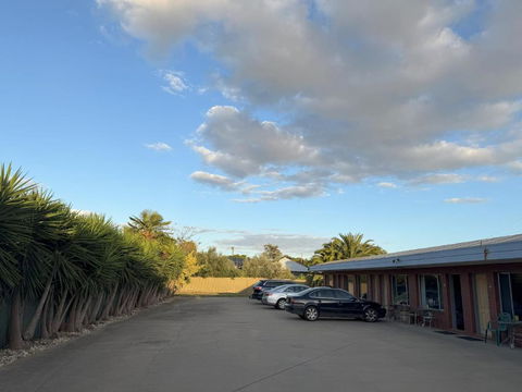 Pastoral Hotel Motel Echuca CBD - Darwin Tourism 1