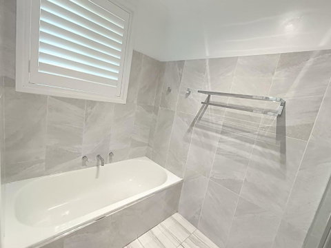 Peaceful Room In Modern Baulkham Hills Home - BH3 - Darwin Tourism 2