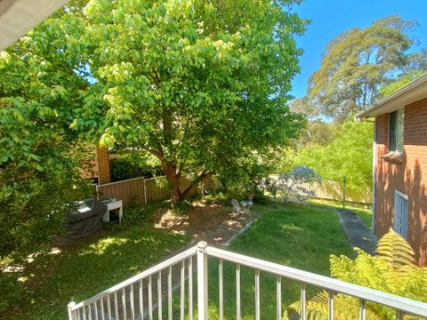 Peaceful Room In Modern And Spacious Baulkham Hills Home - BH2 - Darwin Tourism 2