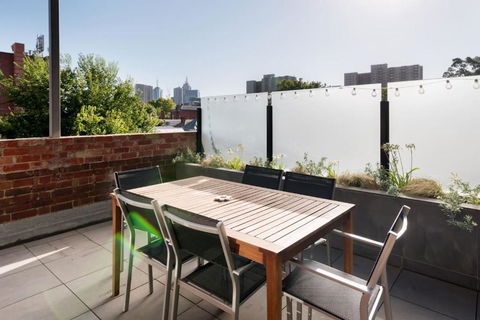 Paterson 1911 - Upmarket Terrace In Vibrant Fitzroy - Darwin Tourism 2