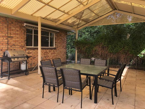 Pleasant View - Darwin Tourism 1