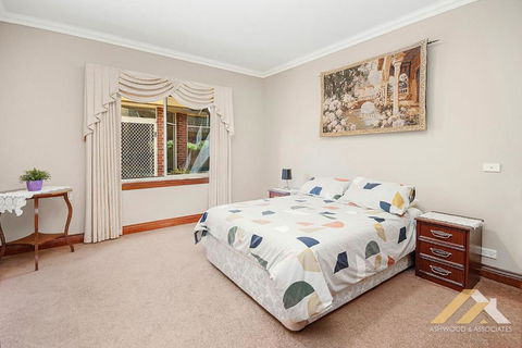 Perfect Entertainer-s Home With Pool - Darwin Tourism 1