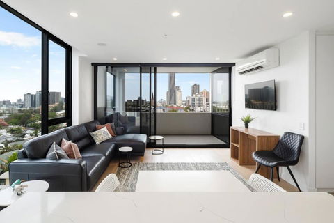 Perfect Haven In Spring Hill 2B1B And Parking - Darwin Tourism 0