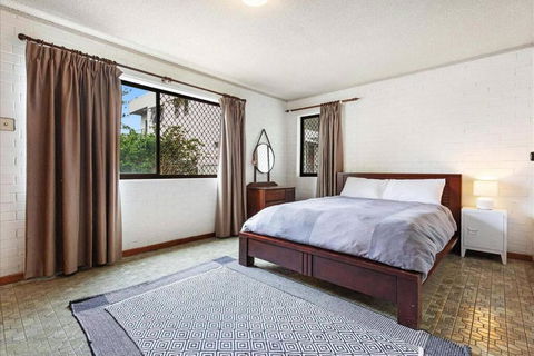 PET FRIENDLY & Super Central Retro Beach Pad! - Darwin Tourism 0