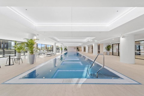 Phillip 2-Bed: Chic Interiors Amazing Amenities - Darwin Tourism 0