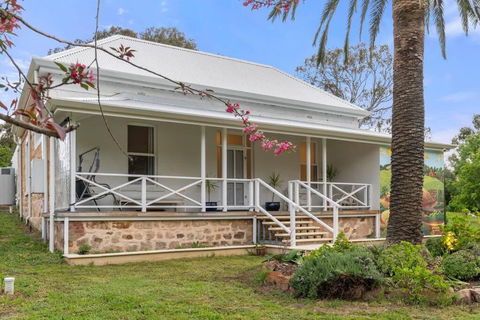 Piambong House - Darwin Tourism 0