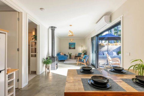 Pine Beach Guest House In The Heart Of Balnarring - Darwin Tourism 2