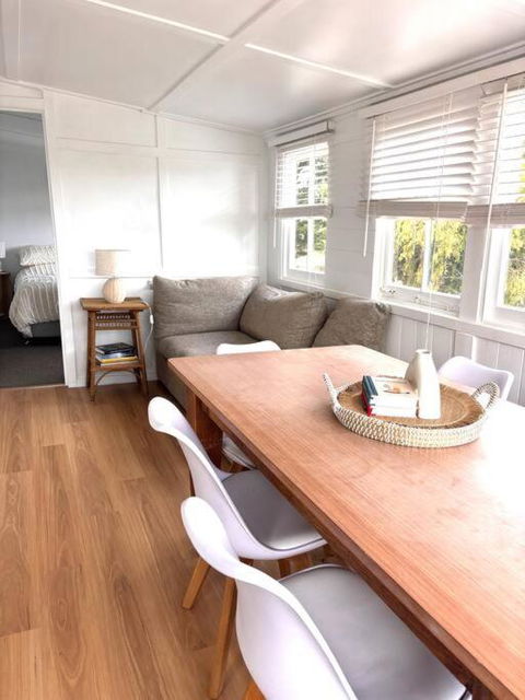 Pine Cottage - Darwin Tourism 1