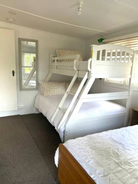 Pine Cottage - Darwin Tourism 3