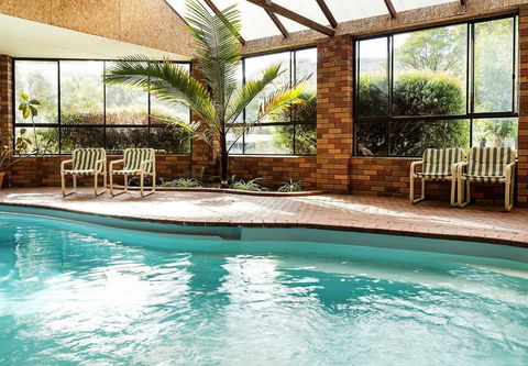 Pinnacle Holiday Lodge - Darwin Tourism 0