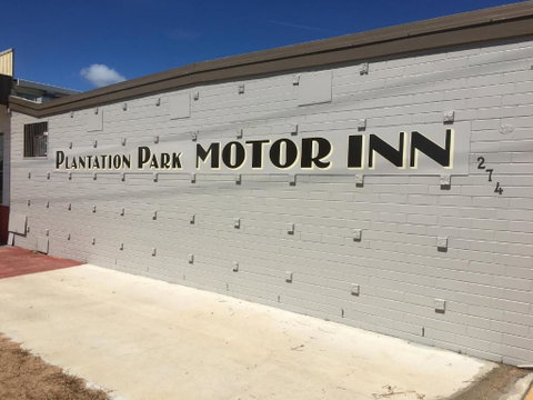 Plantation Park Motor Inn - Darwin Tourism 0