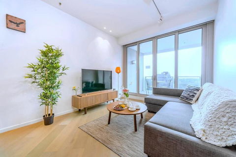 Pride Fawkner Apartments Bay-view (LXII) - Darwin Tourism 1