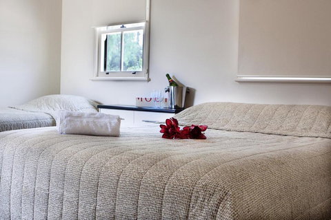 Prince Of Wales Hotel Gulgong - Darwin Tourism 1