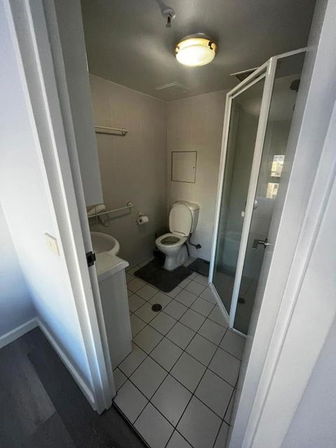 Private Room With Ensuite In The CBD - Darwin Tourism 3