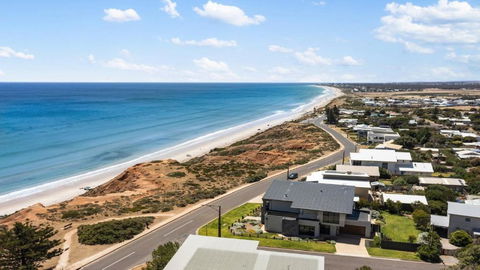 Puesta De Sol Home By Wine Coast Holiday Rentals - Darwin Tourism 2