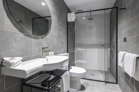 Q Squared Serviced Apartments - Darwin Tourism 3