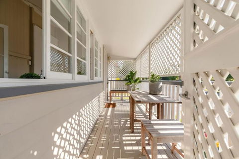 Quaint & Cosy 1 Bedroom Apartment In Queenslander. - Darwin Tourism 0