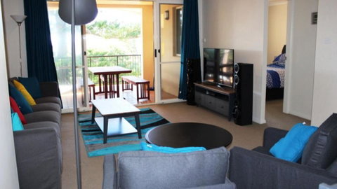 Quality Aquarius Apartment On The Beach! - Darwin Tourism 1