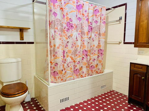 Quarryman Cottage @ 102 - Darwin Tourism 2