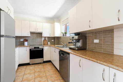 Randwick L 3 Bedroom Apartment + Parking - Darwin Tourism 3