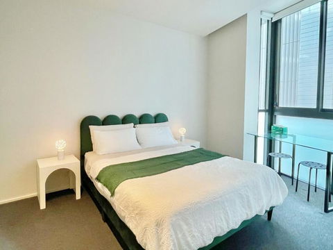 RARE Luxury Waterfront Living - Darwin Tourism 2