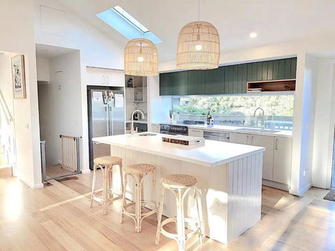 Red Hill Lane 5BedroomVineyard&RuralValleyViews - Darwin Tourism 1